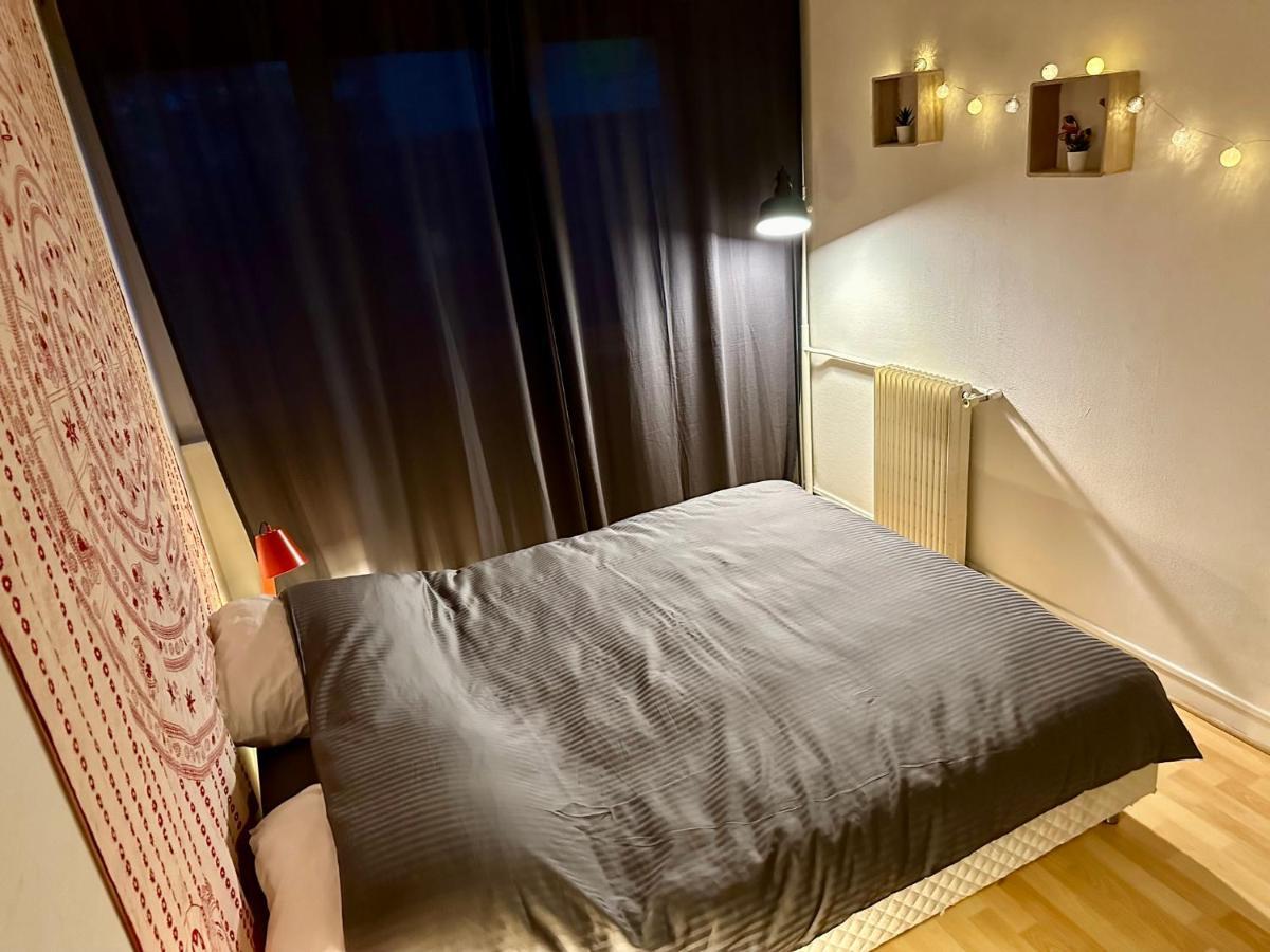La C@Sa: Appartement Lumineux De 4Pieces / 3Ch/ Balcon/ Parking Bagnolet Exterior foto